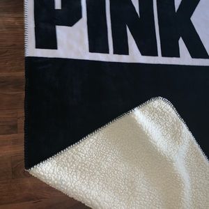 Victoria Secret Pink Sherpa blanket